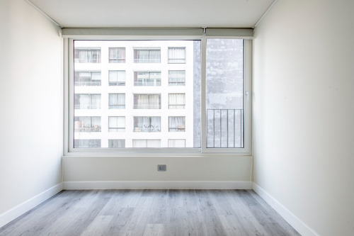 Arriendo Depto Nuevo Semiamoblado 2d+2b. Metro Chile-españa