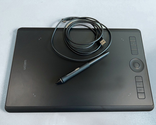 Tableta Digitalizadora Wacom Intuos Pro Small Pth-451 Black