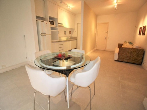 Imagem 5 de 17 de Guarujá Pitangueiras Flat 1 Dormitórios Ar Condicionado Piscina Lazer Completo Manobrista Serviço De Praia Portaria 24 Horas - Fl0004 - 34707502