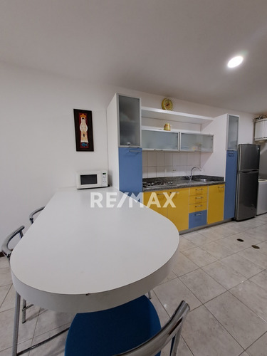 Imagen 2 de 14 de Apartamento En Maeneiro