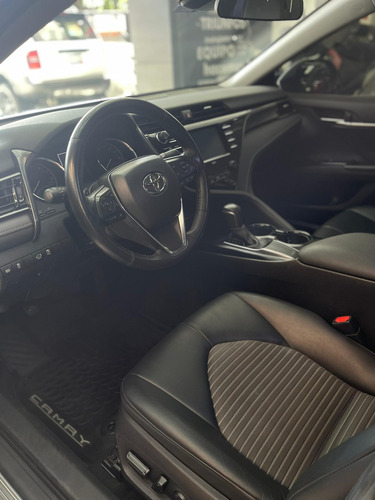 Toyota Camry Se 2020