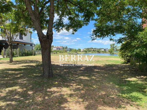 Ote En Venta A La Laguna En San Matias Area 5 1042 M2 Escobar