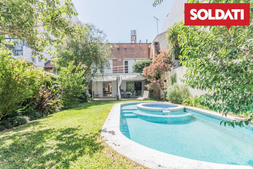Venta - Casa 6 Ambientes - Coghlan