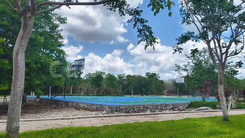 Terreno En Residencial Ubicado En Carretera Caucel - Hunucma, Yucatán