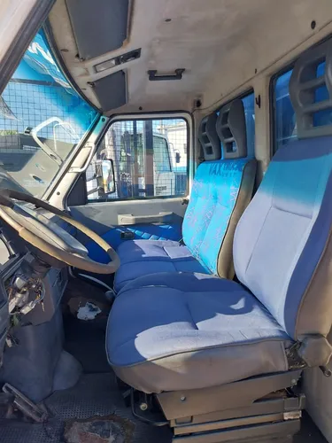 Iveco Daily 70-13 Chasis Con Caja