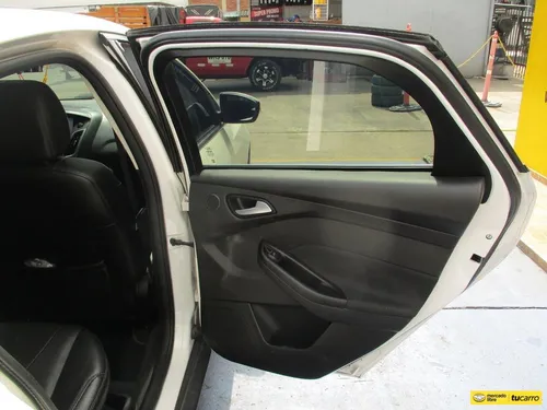 Ford Focus Titanium 2000cc At Aa