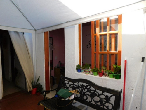Imagen 12 de 15 de Casa De 3 Dormitorios Sobre Cnel Raíz A Pasitos De Aparicio Saravia (centro Comercial)