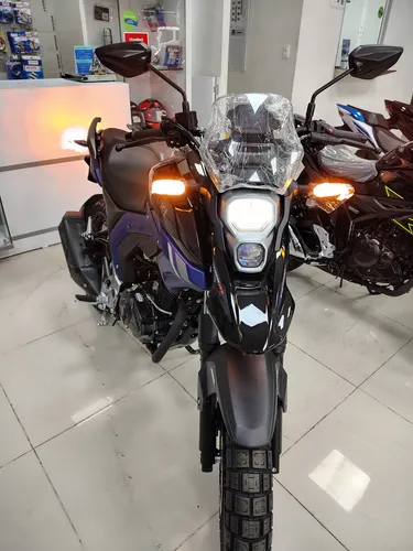 V-strom 160