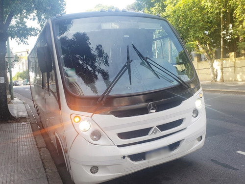Imagen 3 de 8 de Minibus Mercedes Benz 915 2016 Saldivia 24 Asientos