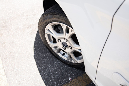 Ford Fiesta 1.6 Se Hatch 16v Flex 4p Powershift
