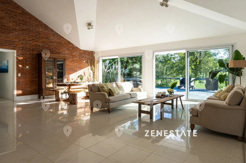 Casa Sobre El Green Del Hoyo 7 Del Cantegril Country Club