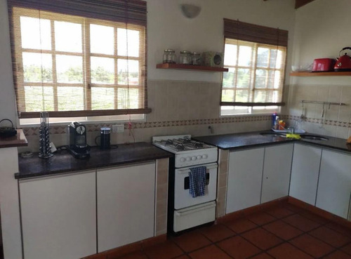 Imagen 11 de 13 de Quinta Venta 1 Baño 1 Patio Y Pileta 3 Cocheras 2000 Mts 2 Totales - Abasto