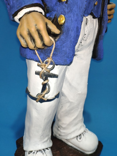 Imagem 4 de 5 de Capitão Em Gesso - 50 Cm