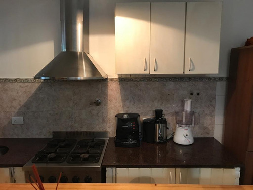 Imagen 5 de 10 de Casa Ph Al Frente En Venta Castelar Norte Retasado