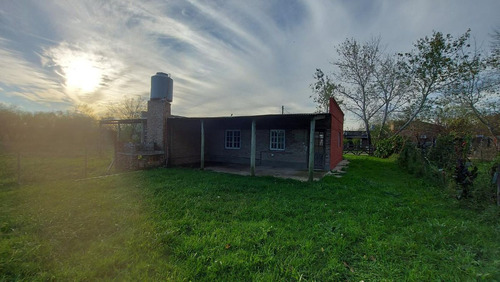 Casa En Venta En Carmen De Areco