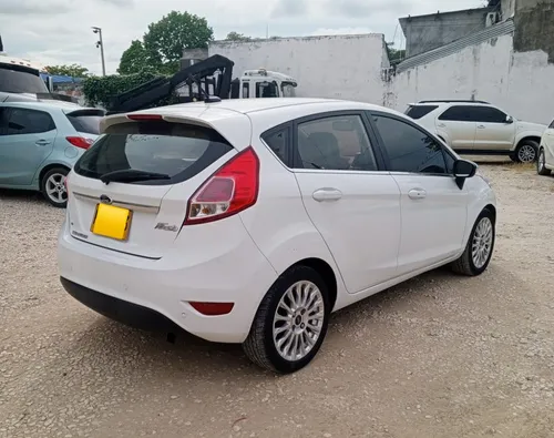 Ford Fiesta 1.6 Hatchback Titanium