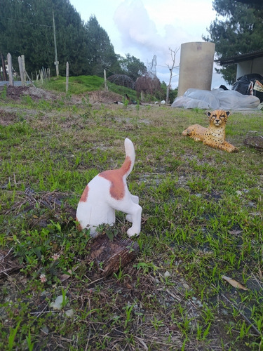 Escultura Perro Jardín, Alvanarte