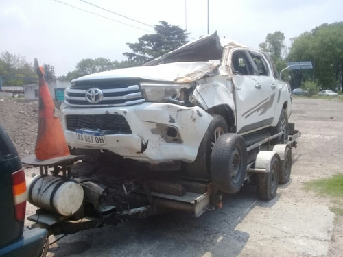Imagen 3 de 5 de Transporte De Vehículos, Auxilio,remolques
