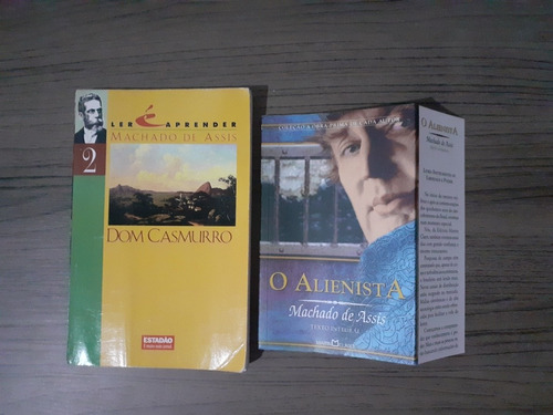 2 Livros, Dom Casmurro + O Alienista, M16 (Recondicionado)