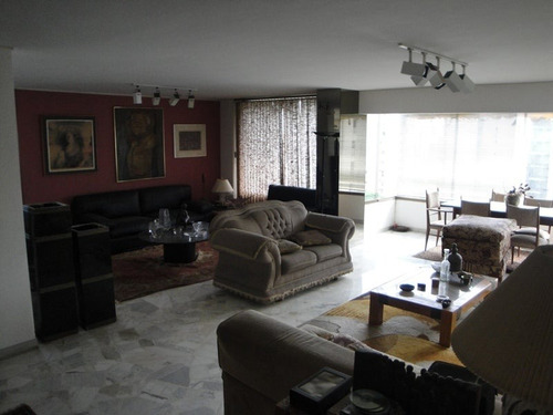 Y.t. Apartamento En Venta, San Bernardino Mls #25-19613