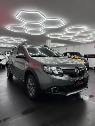 Renault Stepway 1.6 Intense Automática