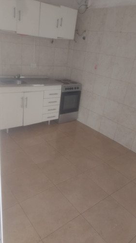Dueño Directo Alquila Casa Para Deposito Oficina, Uso Vivienda Y Comercial