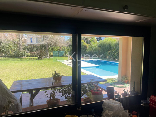 Casa Chalet En Venta En Septiembre, Escobar, G.b.a. Zona Norte