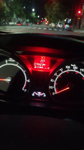 Ford Fiesta Kinetic Design 1.6 Design 120cv Titanium