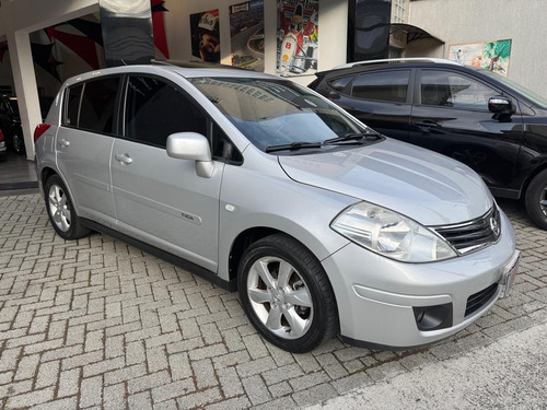 Nissan Tiida SL 1.8/1.8 Flex 16V Aut.