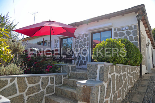Casa En Venta Remodelada.