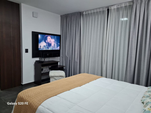 Casa 5 Dormitorios Y Pileta En Causana