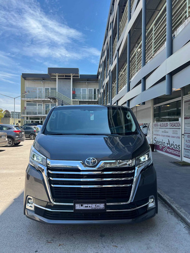 Imagen 2 de 12 de Toyota Hiace 2022 2.8 Tdi Wagon 6at 10a