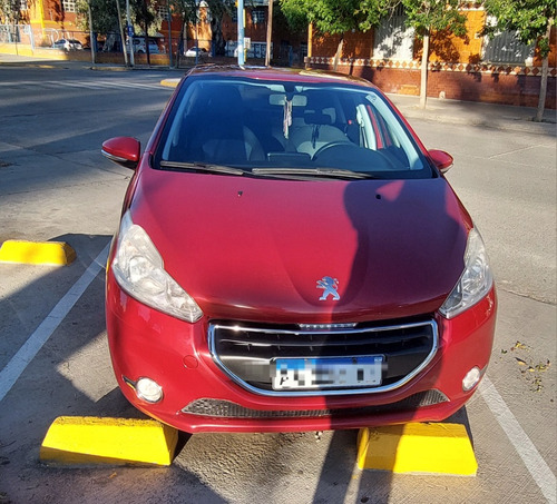Peugeot 208 1.5 Allure Touchscreen