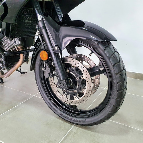 Imagen 14 de 25 de Suzuki V-strom Dl 650 Perfecto Estado - Cuotas - Permutas!!!