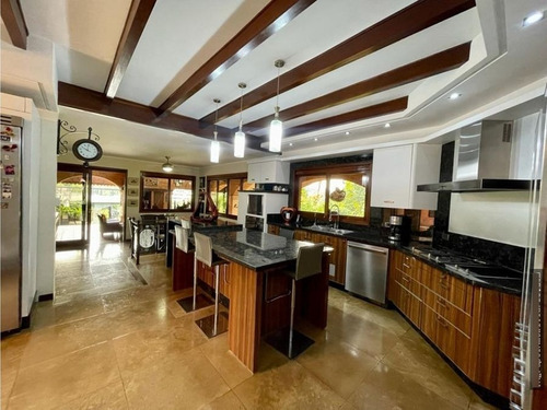 Imagen 3 de 29 de En Venta Casa Guataparo Country Club.
