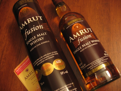 Imagen 7 de 8 de Whisky Single Malt Amrut Fusion India 700ml En Estuche