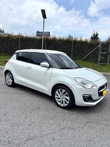 Suzuki Swift Híbrido 2022