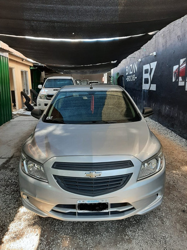 Imagen 1 de 5 de Chevrolet 2015 Onix 1.4 Lt