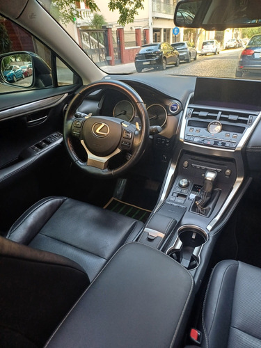 Lexus NX 2.5 300H Luxury