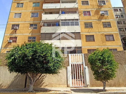 Apartamento En Venta En Punto Fijo, Falcón