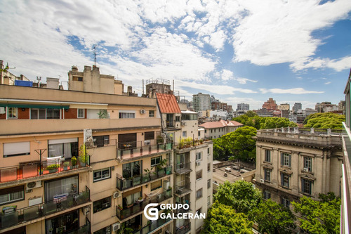 2 Ambientes Con Gran Terraza, Parrilla Y Cochera- Recoleta