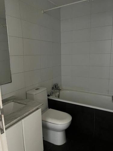 Se Vende Departamento 1d 1b, Estacionamiento Y Bodega
