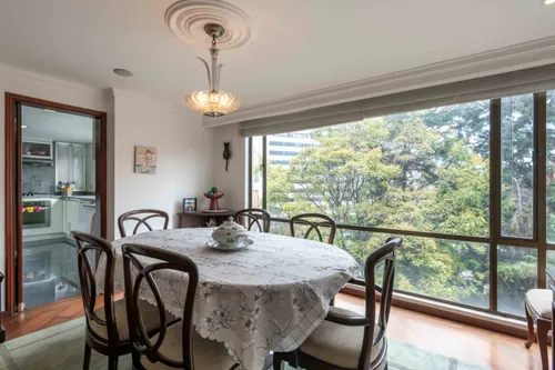 Apartamento En Venta En Chicó Norte. Cod V7051