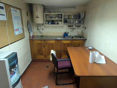 Venta Oficina/ Vivienda En Monserrat