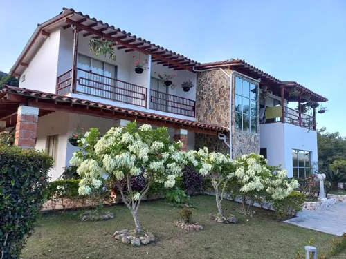 Finca En Venta En Vereda Farallones. Cod V15256