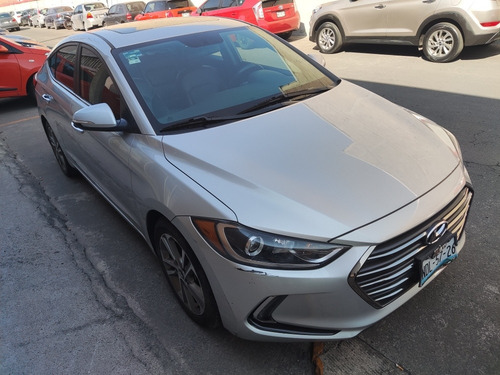 Imagen 2 de 15 de Hyundai Elantra 2.0 Limited Tech Navi At