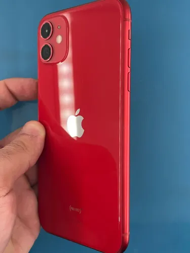 Apple Iphone 11 (128 Gb) - Product Red Aparelho Com Detalhe