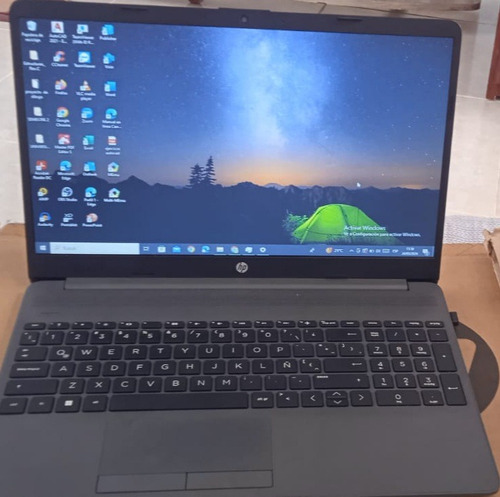 Laptop Hp Corei3 8gb Ram Onceava Generación 10/10