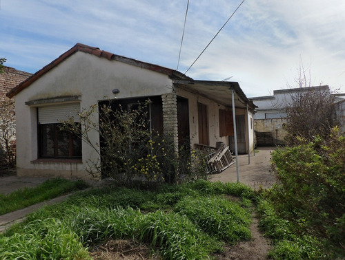 Venta Casa 2 Dormitorios Balcarce