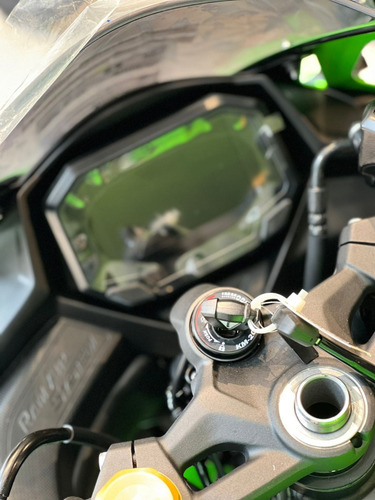 #043 - Nova Kawasaki Zx4r 2025 - Emplacamento Total Grátis